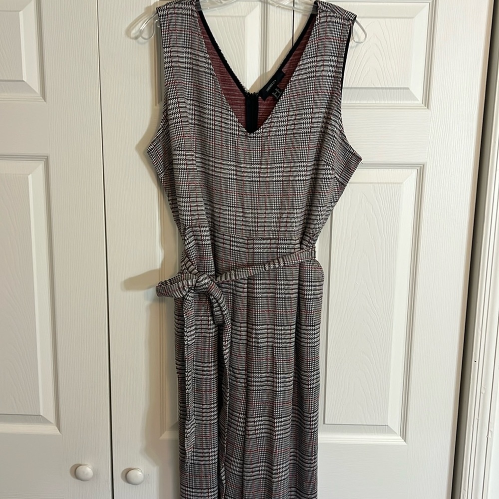 Forever 21+ Womens Size 3XL Houndstooth Jumpsuit Pockets Belt.  H1